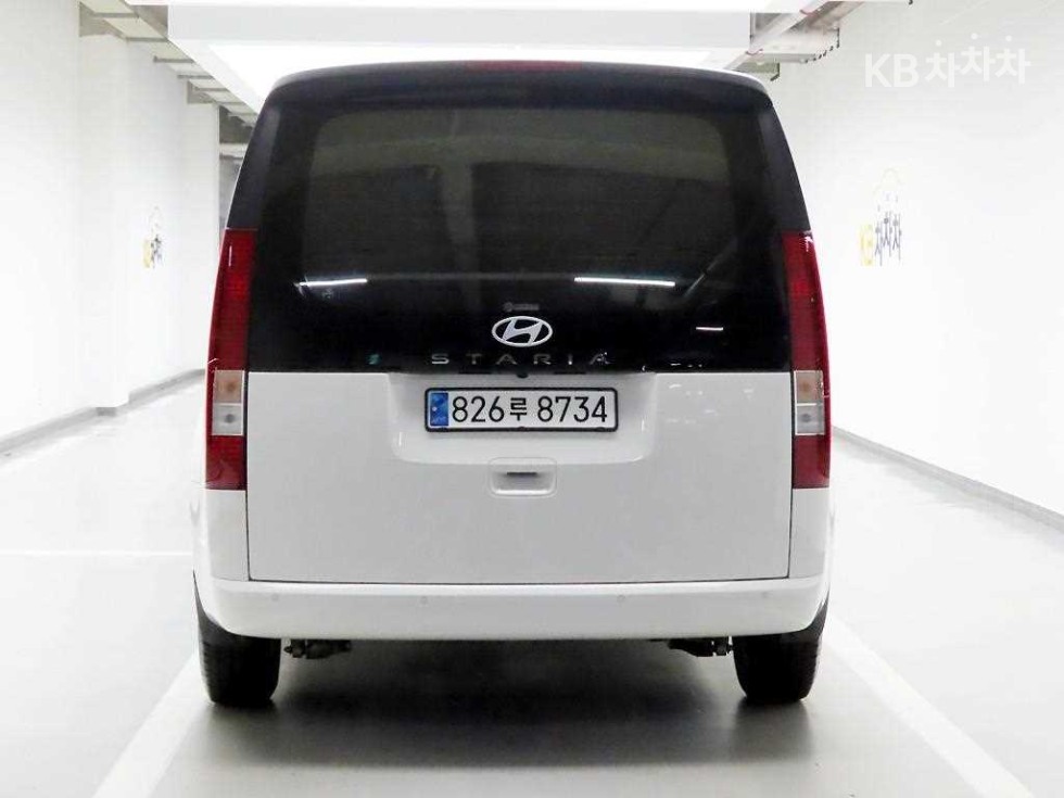Hyundai Staria — miniaturë 3
