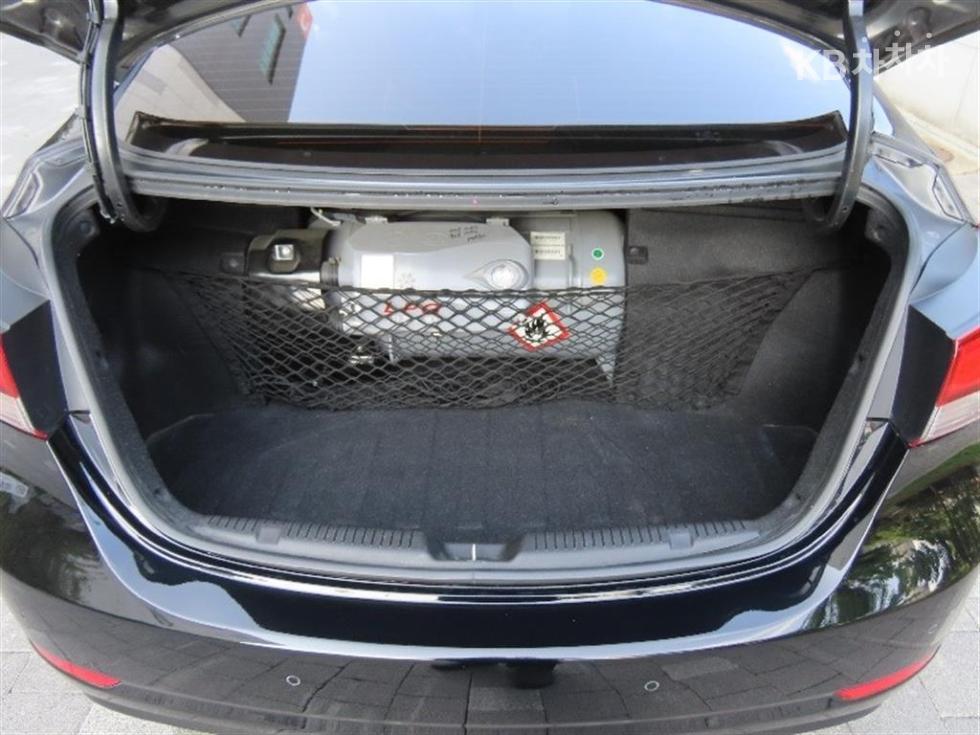 Hyundai Avante — miniaturë 18
