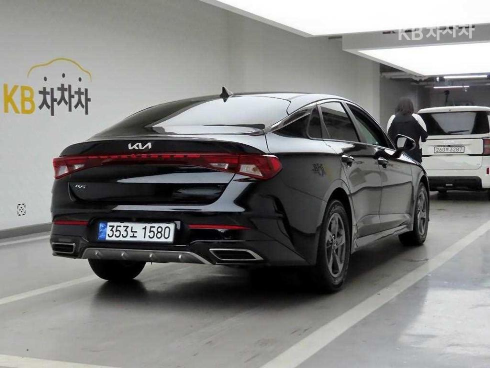 Kia K5 — miniaturë 4