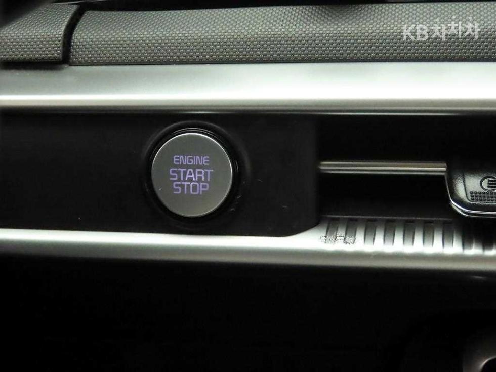 Kia K5 — miniaturë 10