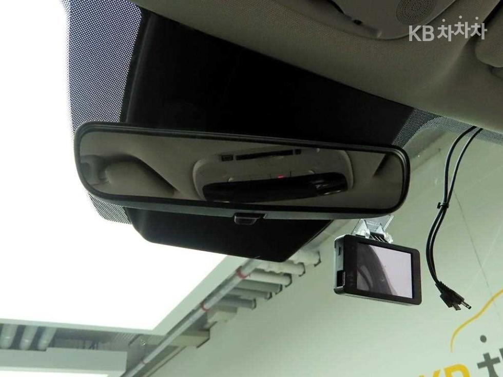 Kia K5 — miniaturë 15
