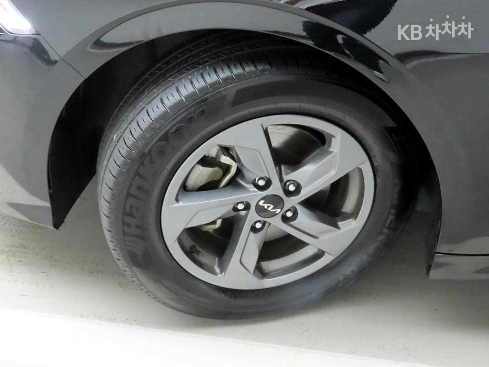 Kia K5 — miniaturë 19