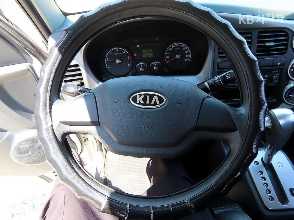 2013 - kia bongo iii