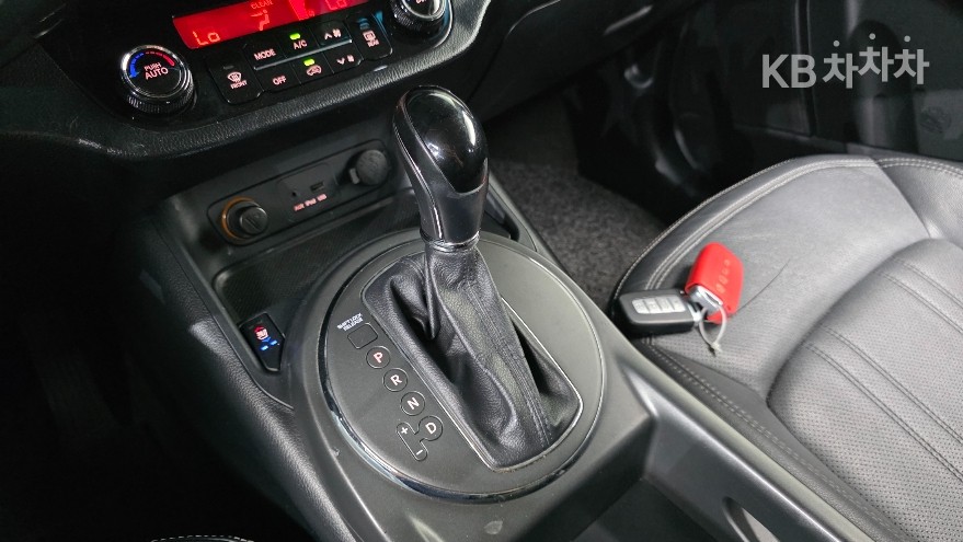 2013 - kia sportage