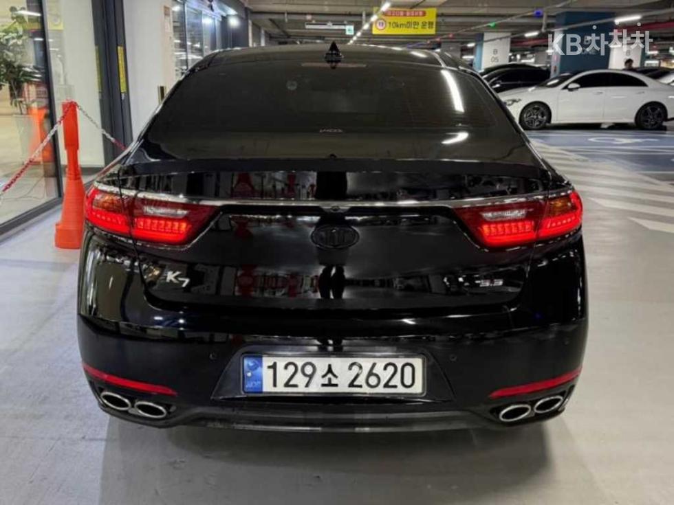 2018 - kia k7