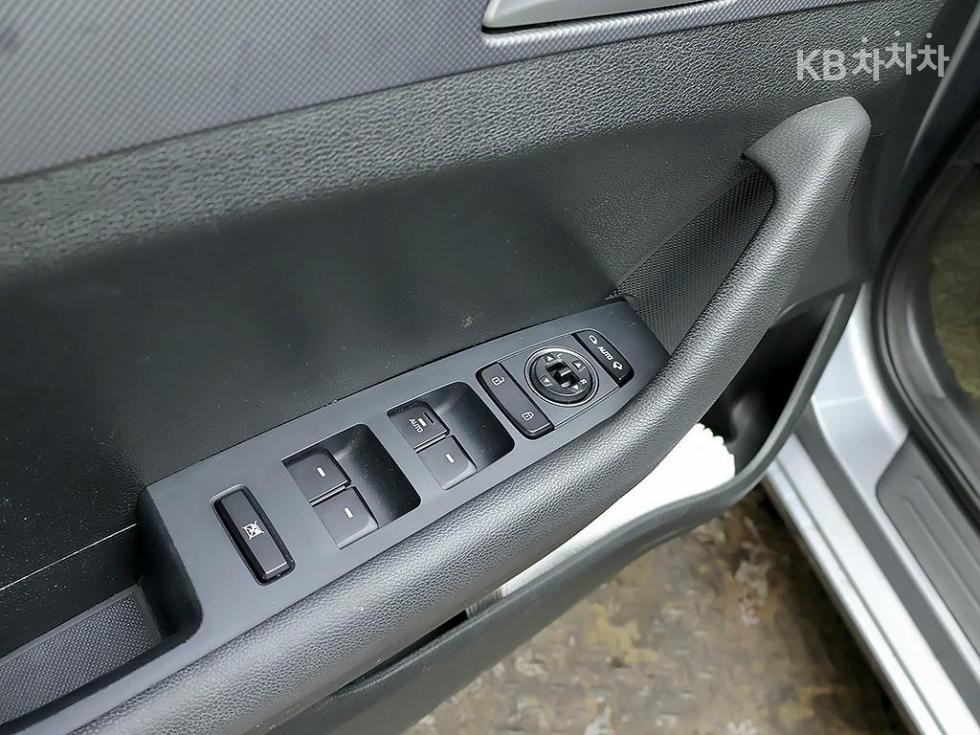 Hyundai Sonata — miniaturë 19