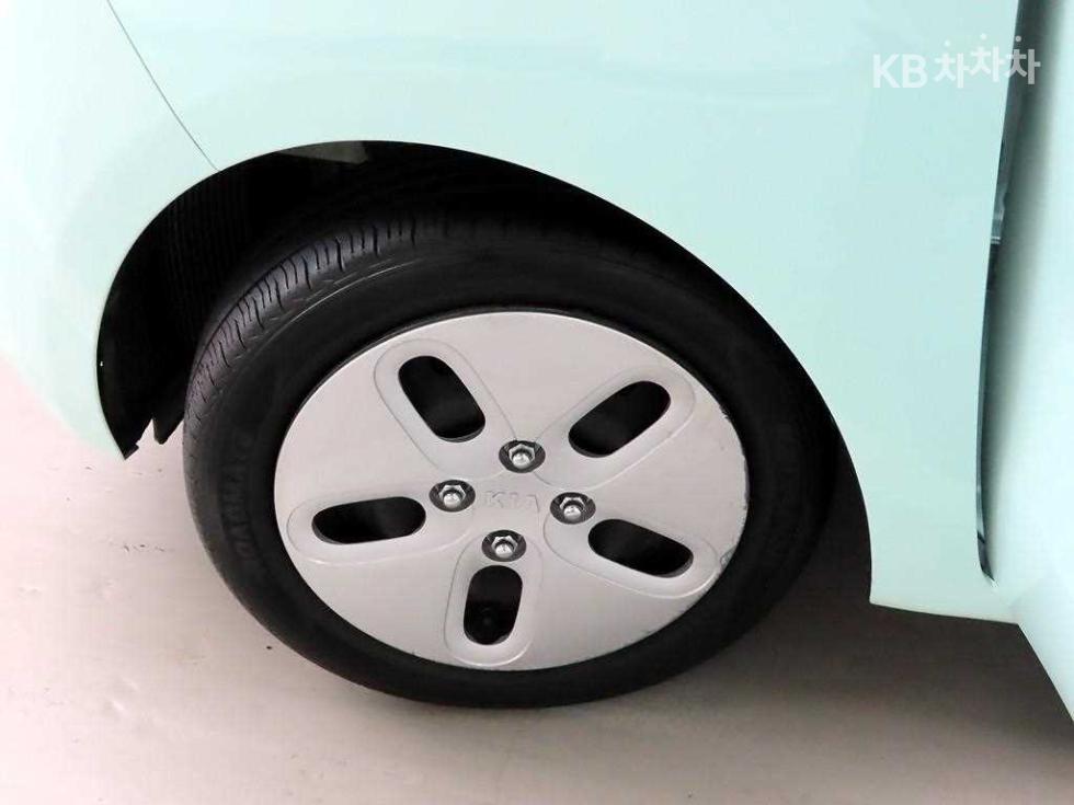 2020 - kia ray