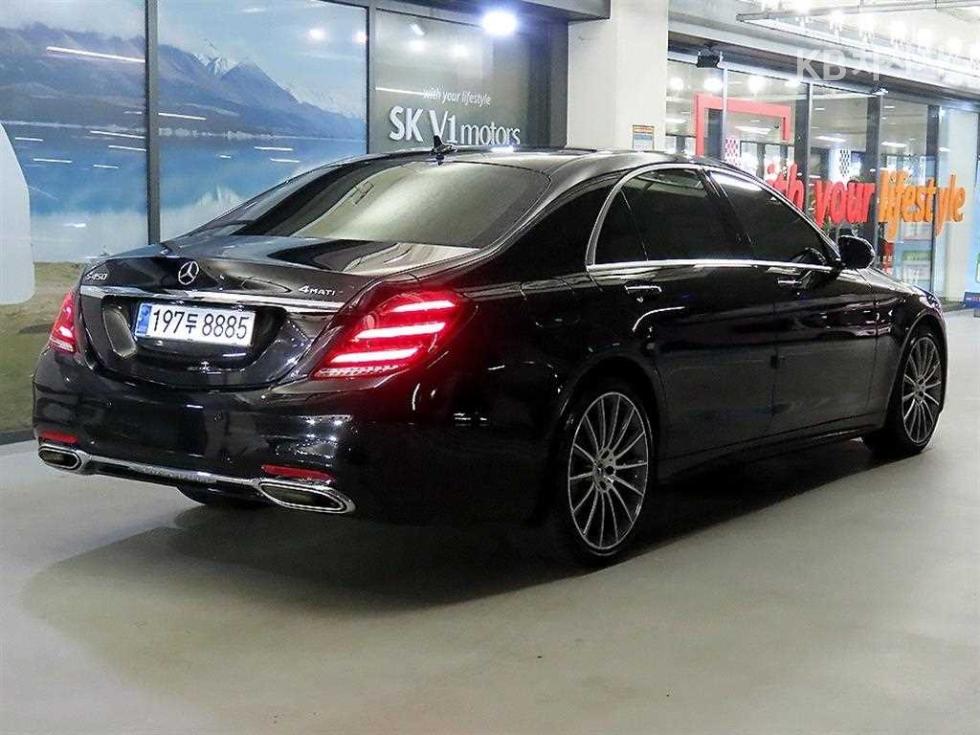 2018 Mercedes-Benz S photo