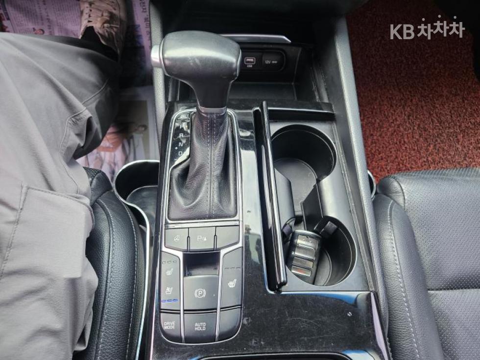 2017 - kia k7