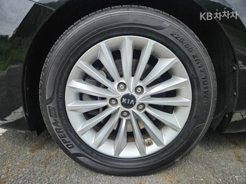 2017 - kia k7