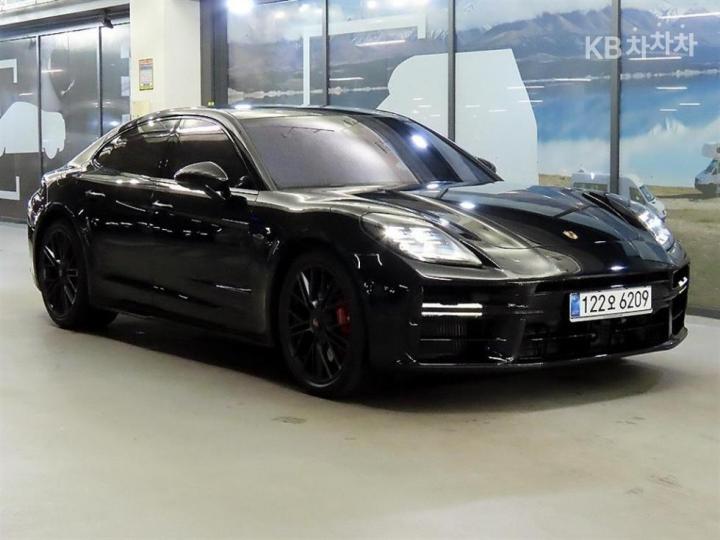 Porsche Panamera 4.0 GTS — foto 1