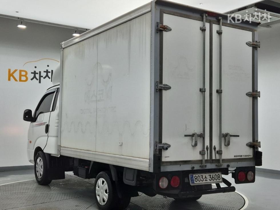 2024 - kia bongo iii