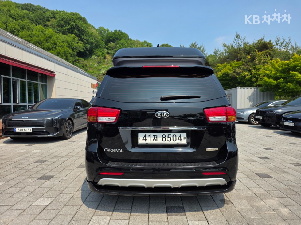 2016 - kia carnival