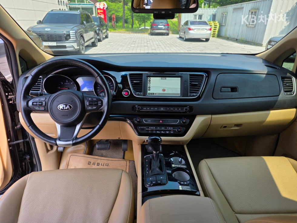 2016 - kia carnival