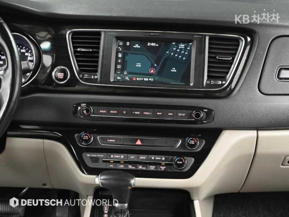 2019 - kia carnival