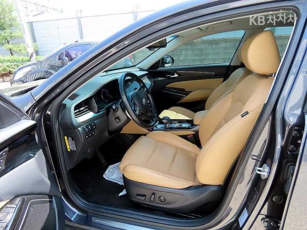 2020 - kia k7
