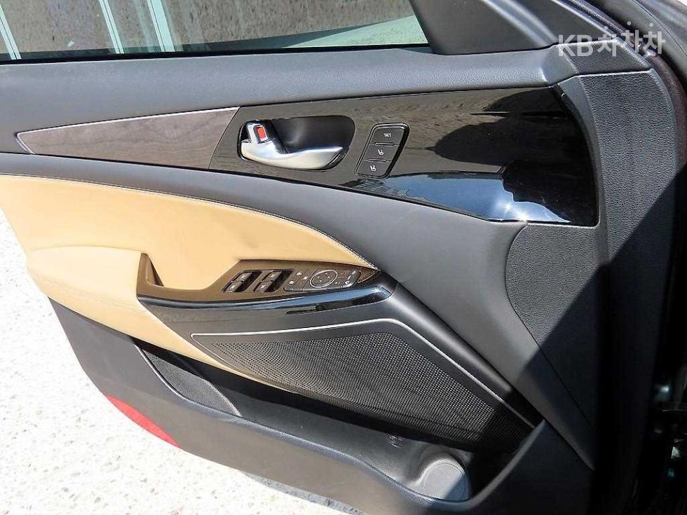2020 - kia k7