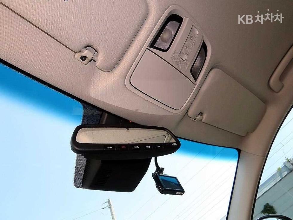 2020 - kia k7