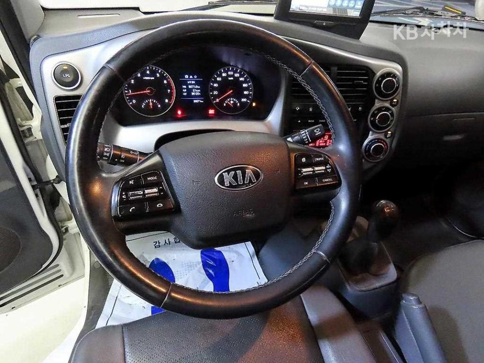 2022 - kia bongo iii
