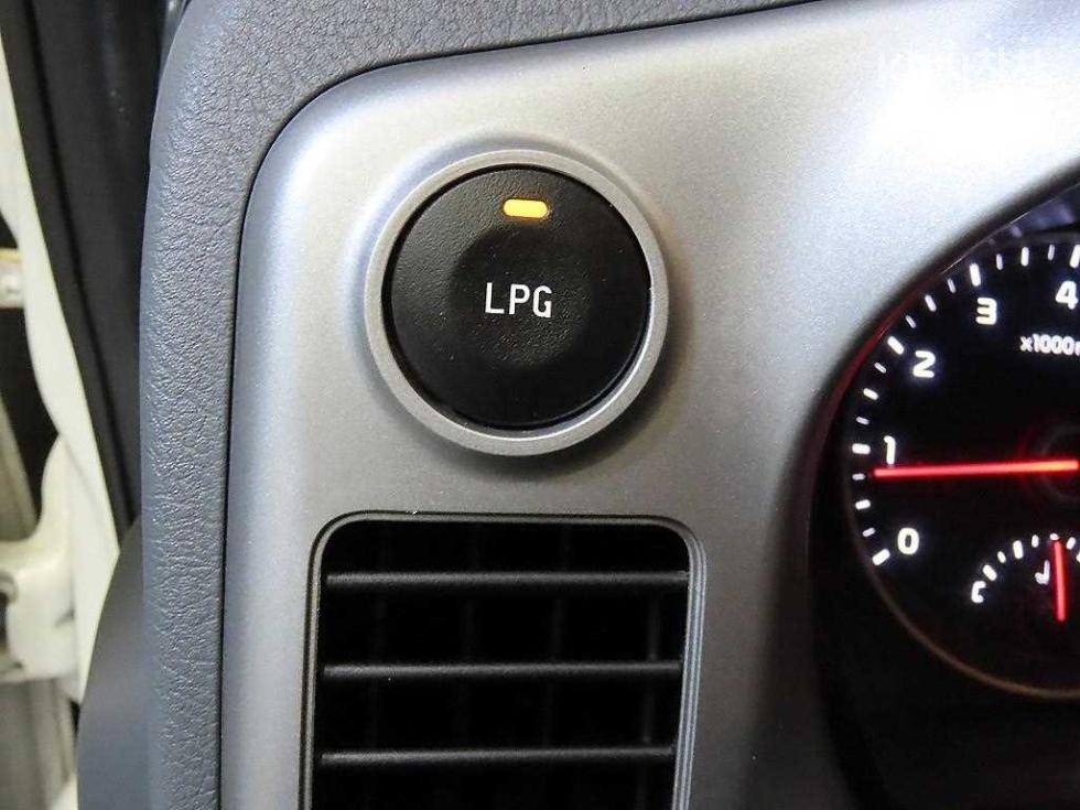 2022 - kia bongo iii
