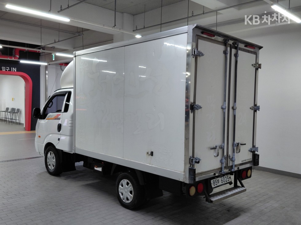 2019 - kia bongo iii