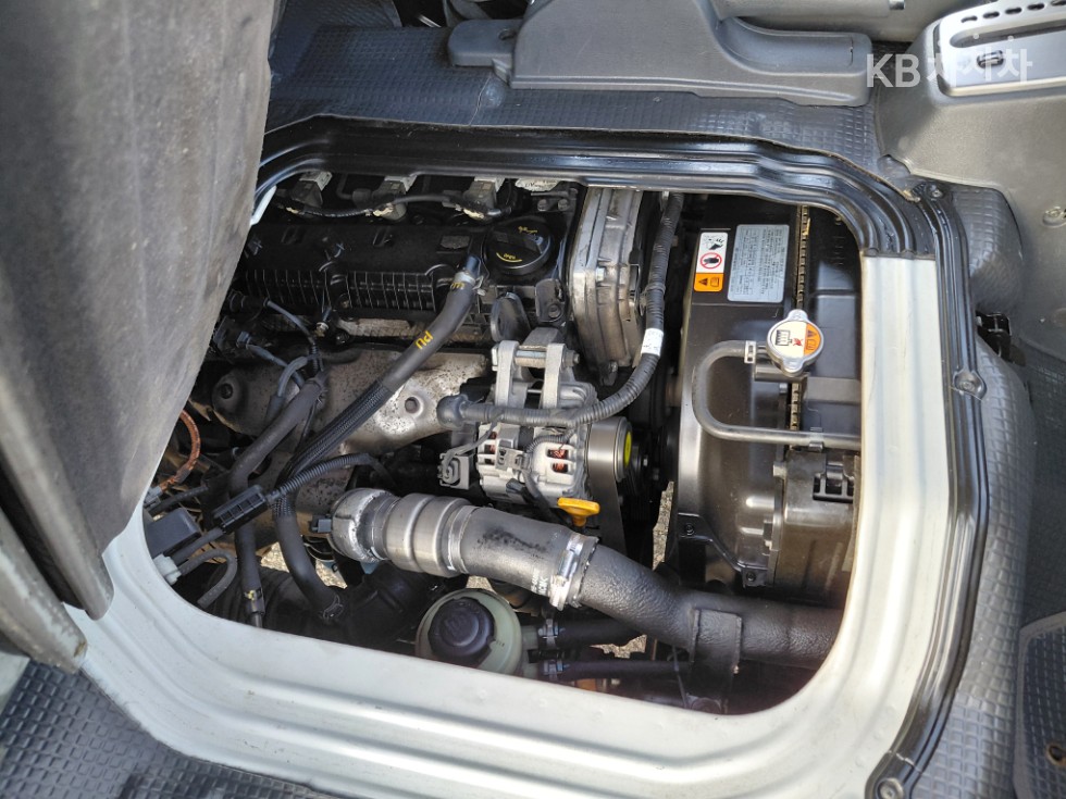 2019 - kia bongo iii