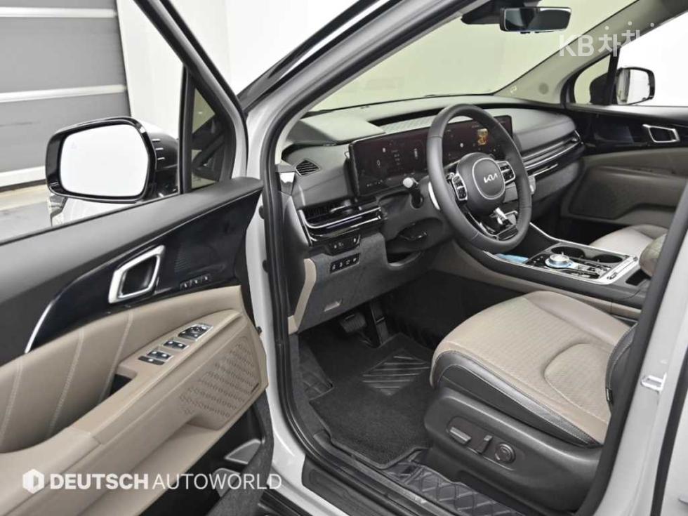 2025 - kia carnival