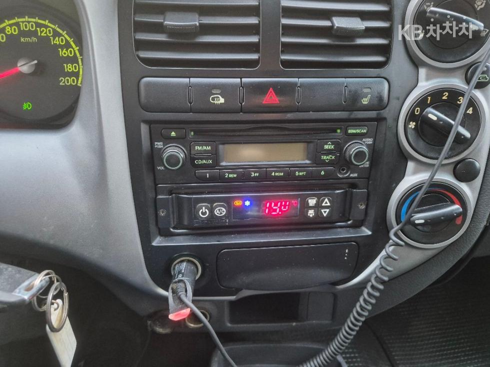 2013 - kia bongo iii