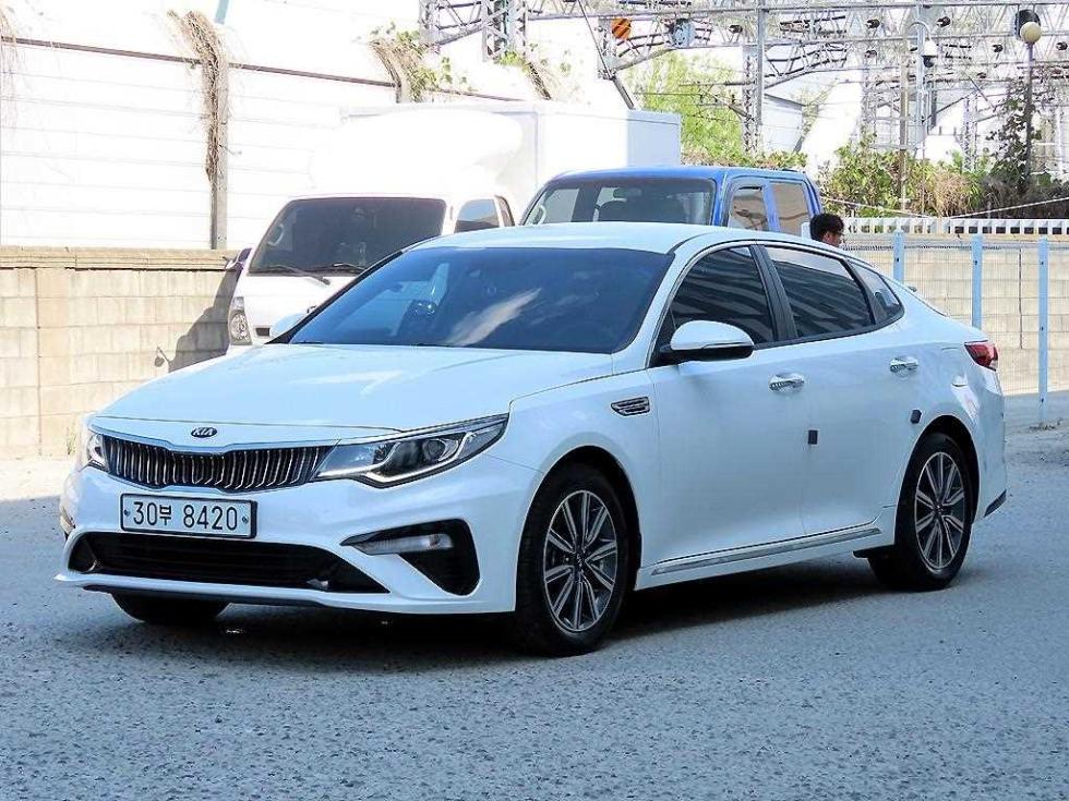 2020 - kia k5