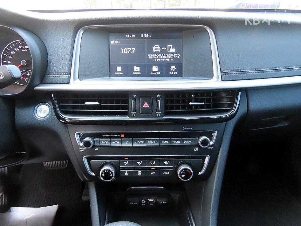 2020 - kia k5