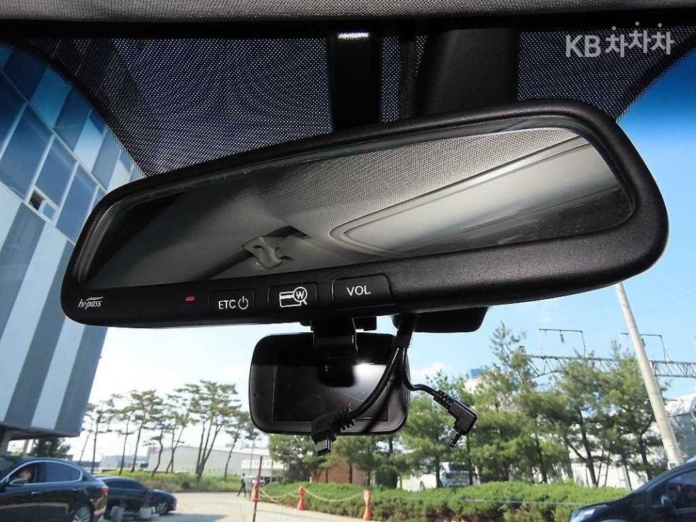 2020 - kia k5