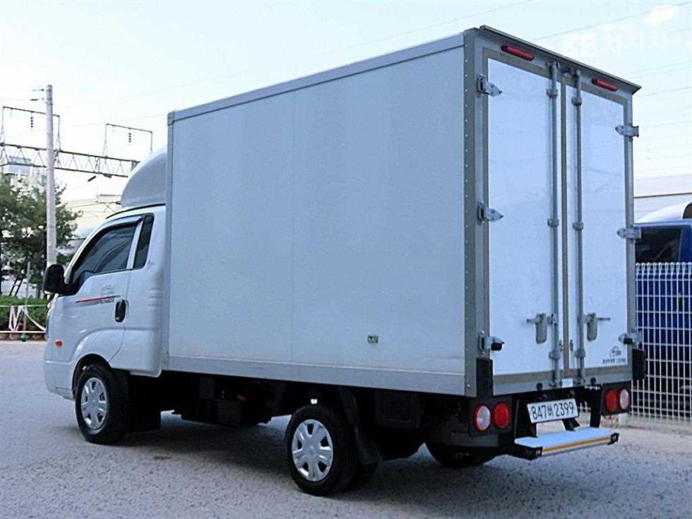 2025 - kia bongo iii