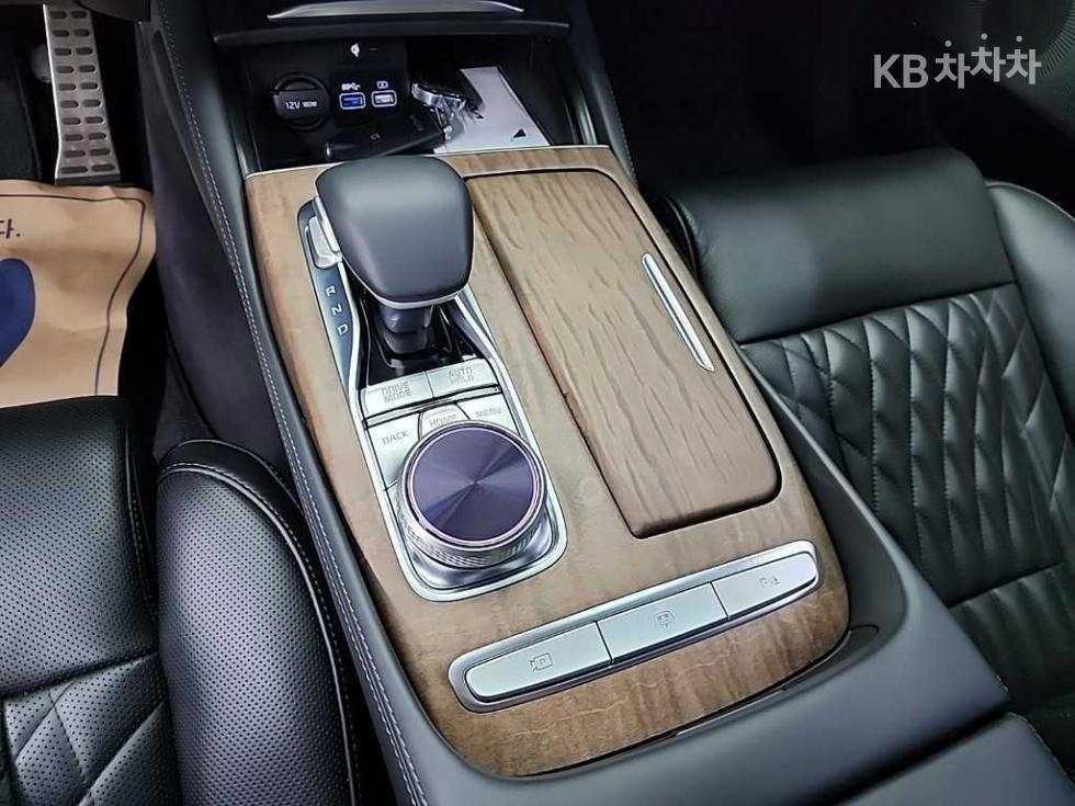 2023 Kia K9(2) photo