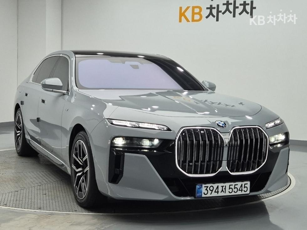 BMW 7er — miniaturë 4
