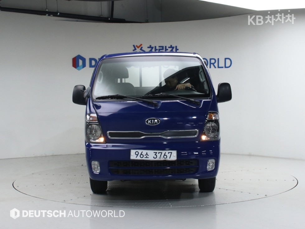 2013 - kia bongo iii