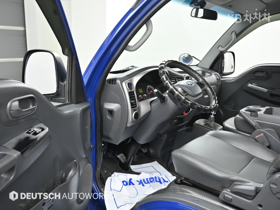 2013 - kia bongo iii