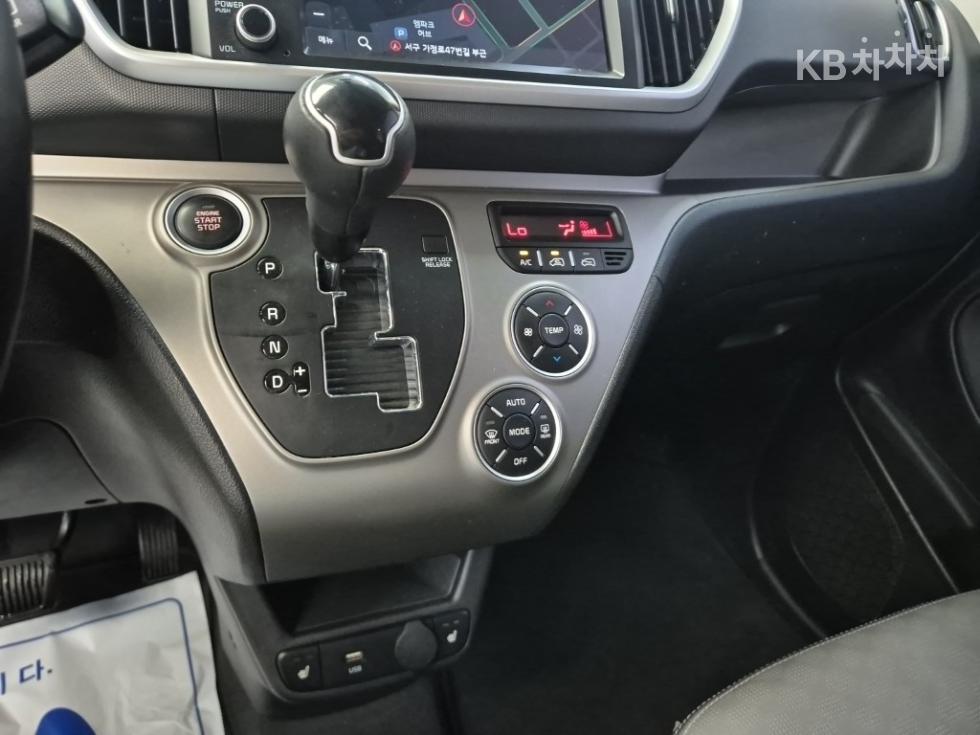 2021 - kia ray