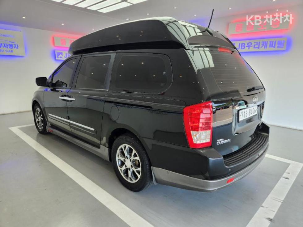 2013 - kia grand carnival