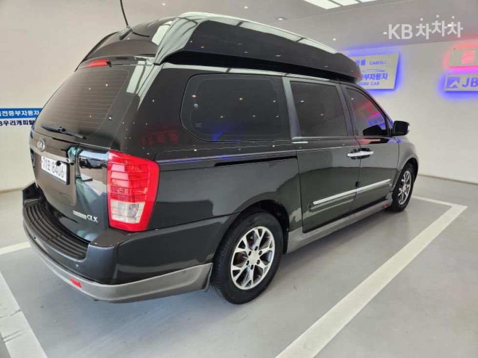 2013 - kia grand carnival