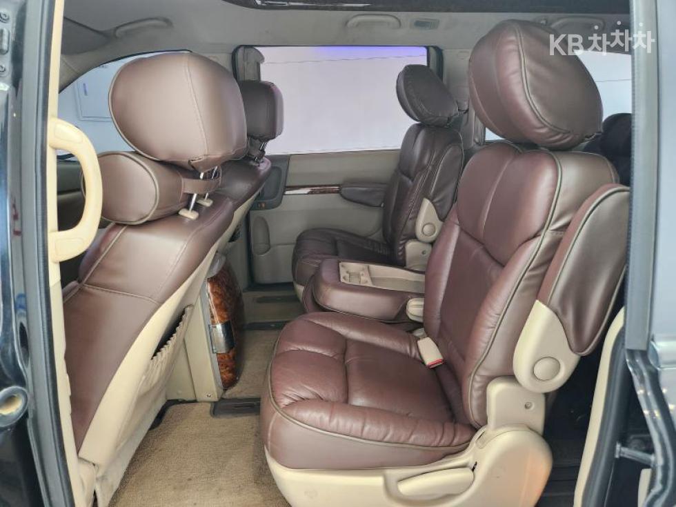 2013 - kia grand carnival