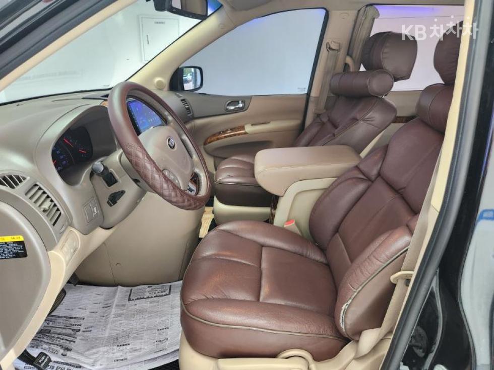 2013 - kia grand carnival