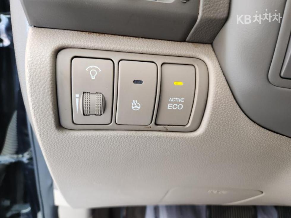 2013 - kia grand carnival