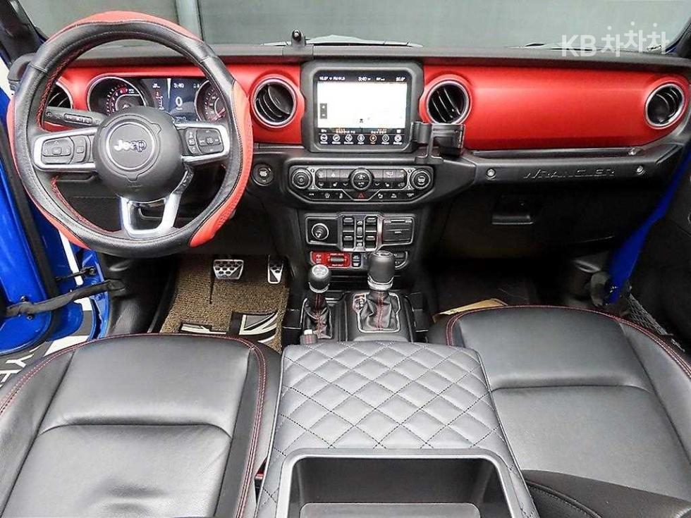 2021 Jeep (JL) photo