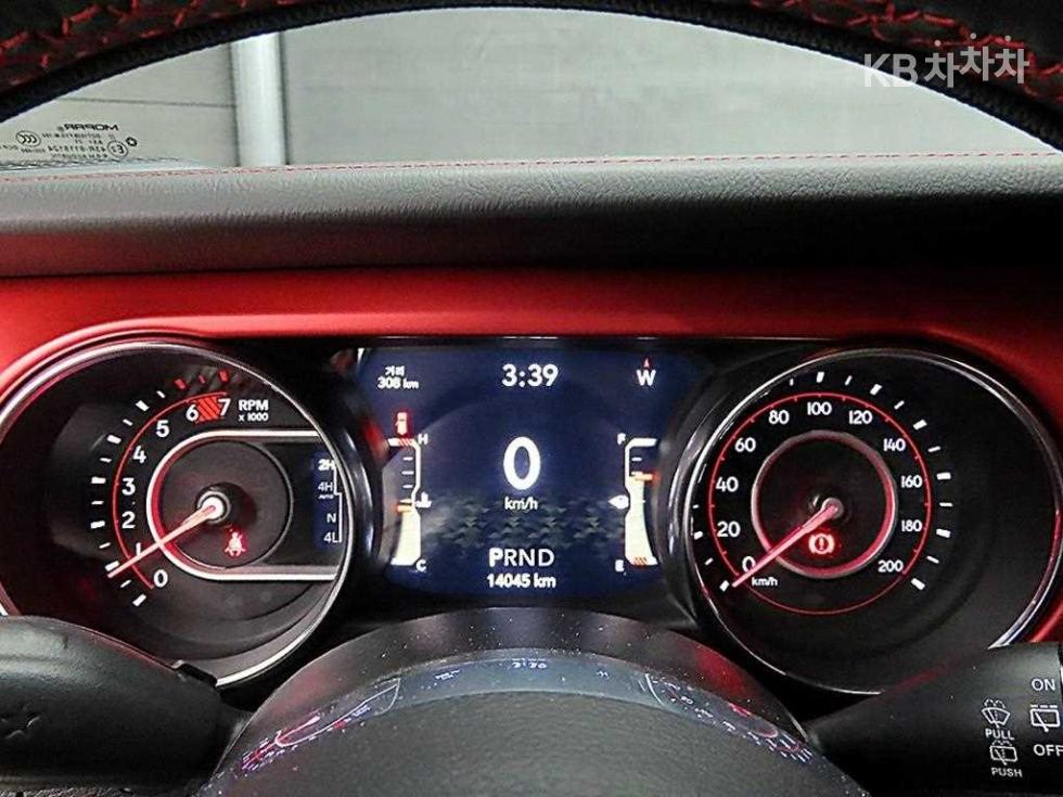 2021 Jeep (JL) photo