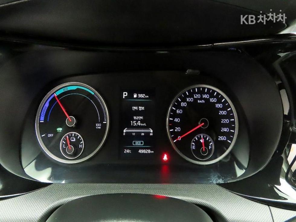 2022 - kia k5