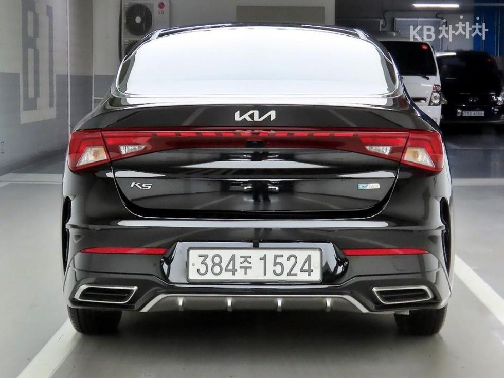 2022 - kia k5