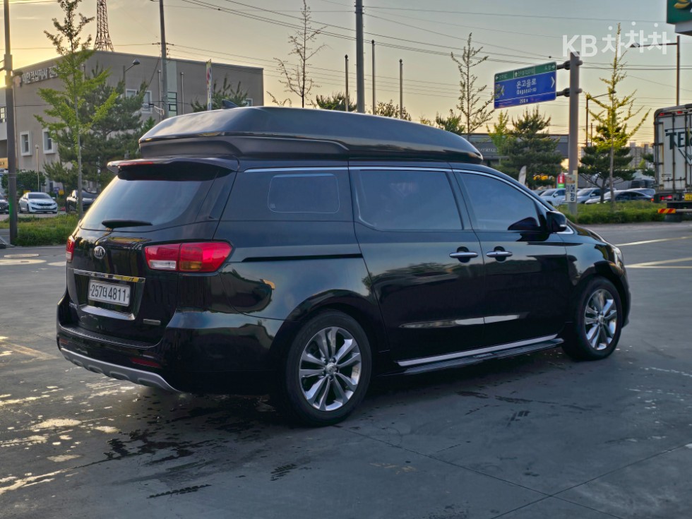 2016 - kia carnival