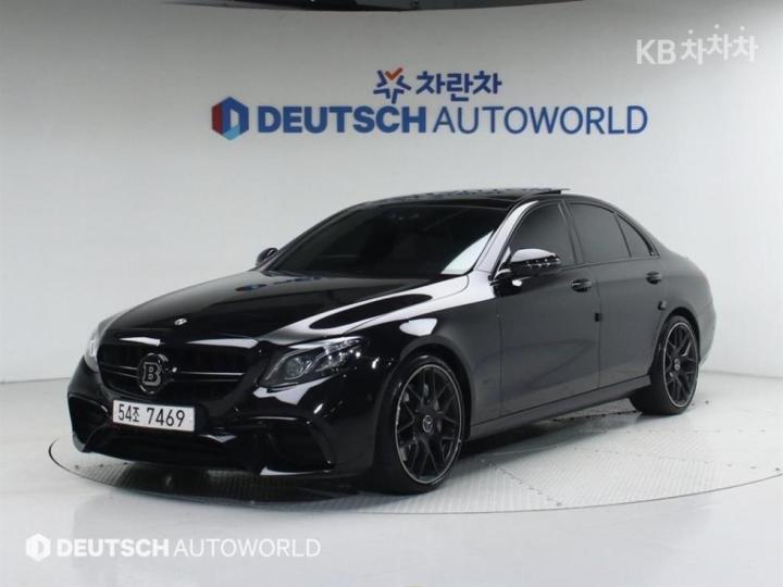 Mercedes-Benz E-Class W213 E300 4Matic AMG Line 3