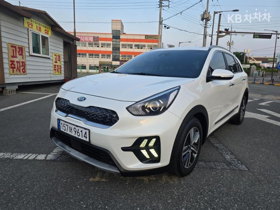 기아 더 뉴 니로 1.6 HEV 프레스티지
