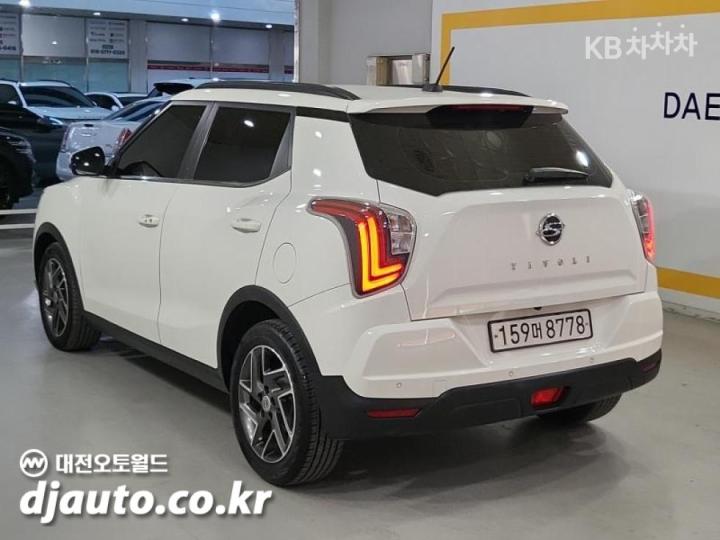 KG Mobility (Ssangyong) Tivoli Gasoline V3 2WD Base Type 5